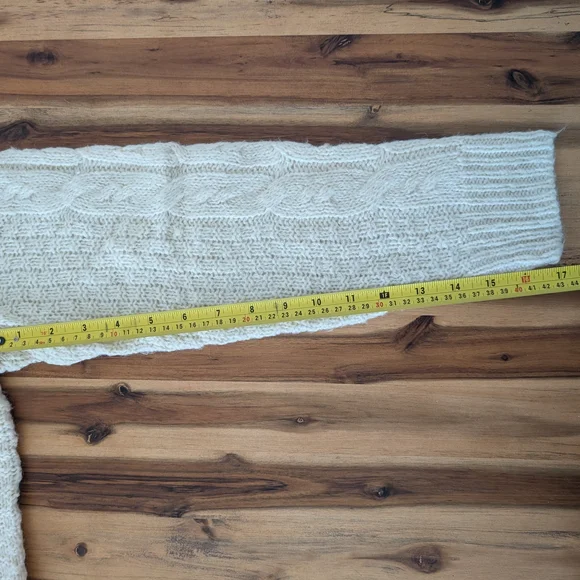 Preppy Y2K Style Vila Women's Cream Sweater Cable Knit - Picture 9 of 9